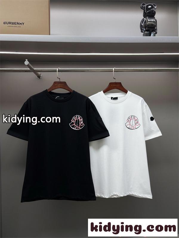 Moncler コピー モンクレール 半袖Tシャツ ブラック ホワイト 2色展開 ロゴ刺繍 クルーネック ベーシック 高品質コットン シンプル万能 ユニセックス-1
