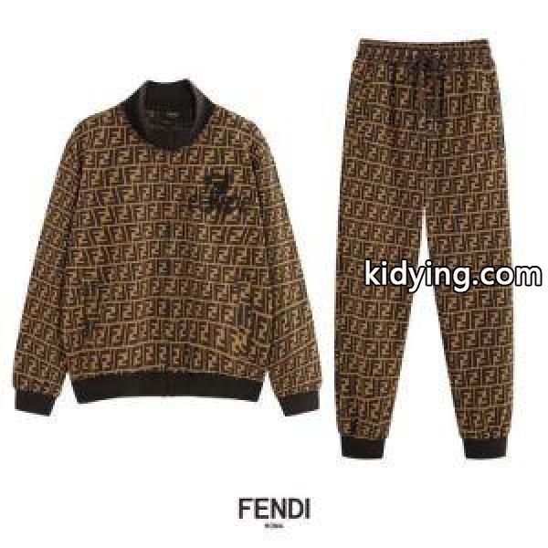 上下セット 季節を感じた秋冬ファッション フェンディ 冬ファッションの定番 FENDI 季節感溢れる秋らしいコーデ_フェンディ FENDI_ブランド コピー 激安(日本最大級)-0