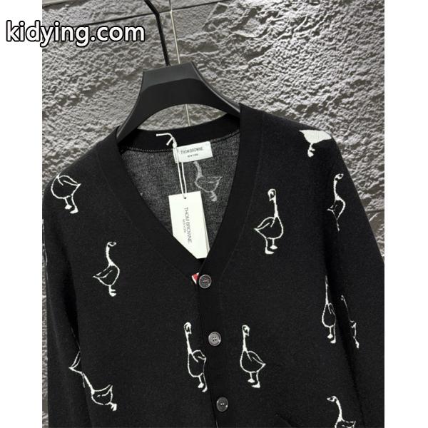 グレー × ブラック 2 色 ガチョウ刺繍 カーディガン トムブラウン Thom Browne コピー 秋冬愛らしい 定番-4