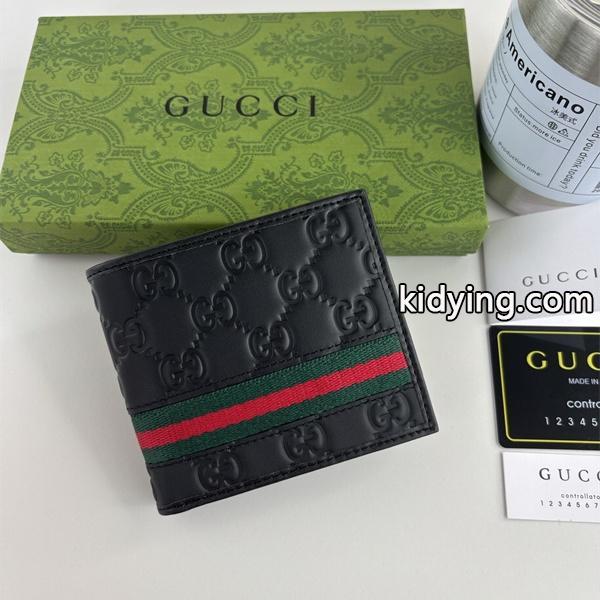 GUCCI 偽物 二つ折り財布 GGエンボス ブラックレザー グリーンレッドライン 高級 スタイリッシュ グッチ-0