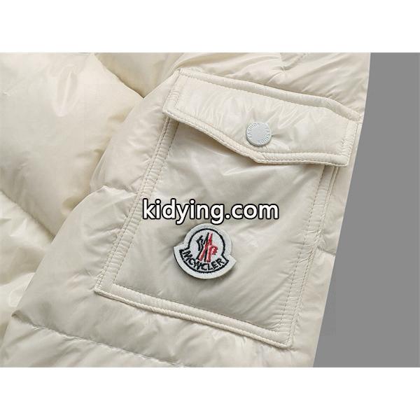話題沸騰!ホワイト × Mロゴ 洗練ミニマルデザイン Moncler 2025冬人気 モンクレール スーパーコピー ダウンジャケット-4