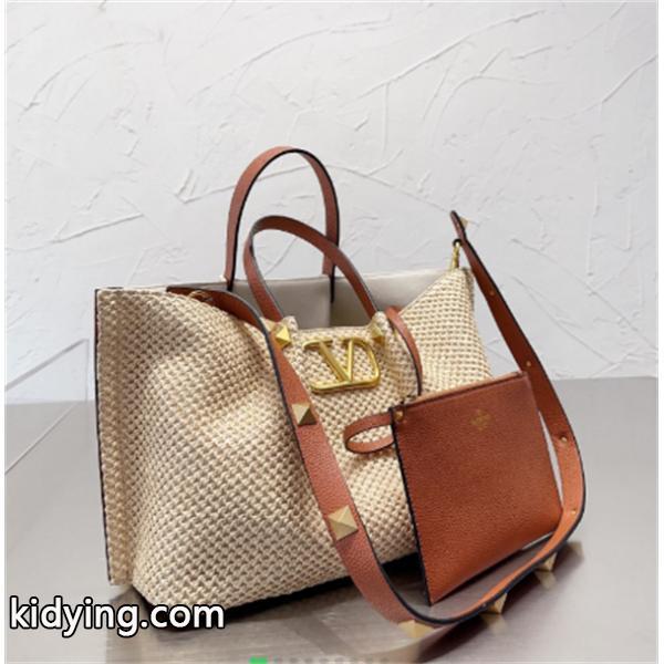 VALENTINO ヴァレンティノ トートバッグコピー 新作コレクション 注目のアイテム_ヴァレンティノ VALENTINO_ブランド コピー 激安(日本最大級)-0