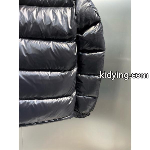 MONCLER ブラック光沢ダウン ロゴパッチ切替 秋冬強保温 モンクレール コピージャケット 人気定番-5