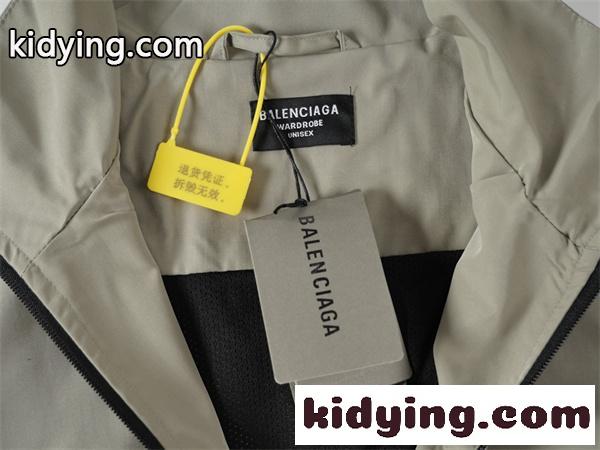 カーキグレー ジップジャケット BALENCIAGA ホワイトラインロゴ バレンシアガ コピー スタンドカラー フルジップ ナイロン調アウター-3