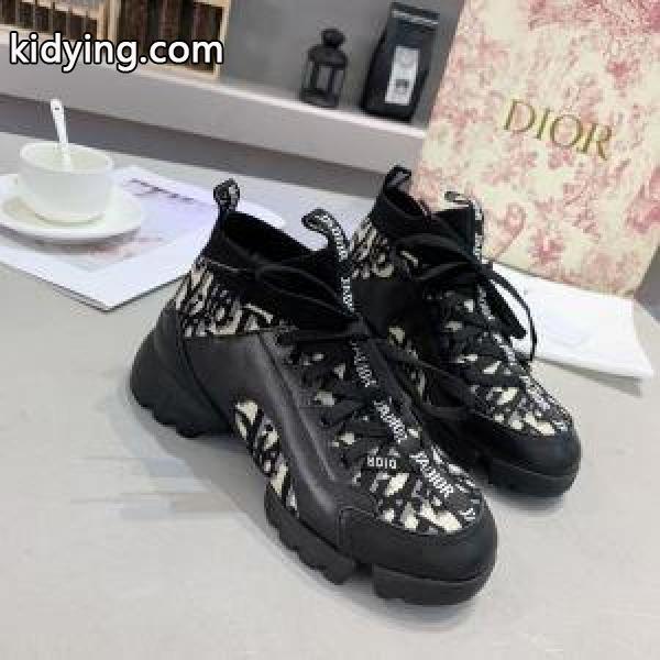 2色可選 最新秋冬トレント ランニングシューズ 2019年秋冬最新のトレンド ディオール DIOR この秋トレンドに合わせる着こなし_ディオール DIOR_ブランド コピー 激安(日本最大級)-0