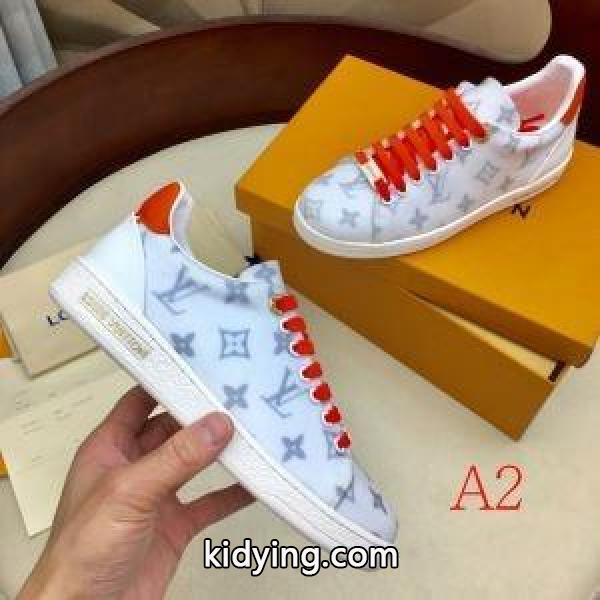 3色可選 ルイ ヴィトン 秋冬らしく着こなそう LOUIS VUITTON 冬のコーデも上品なイメージにしてくれる ランニングシューズ 冬ムードを盛り上げる_ルイ ヴィトン LOUIS VUITTON_ブランド コピー 激安(日本最大級)-1