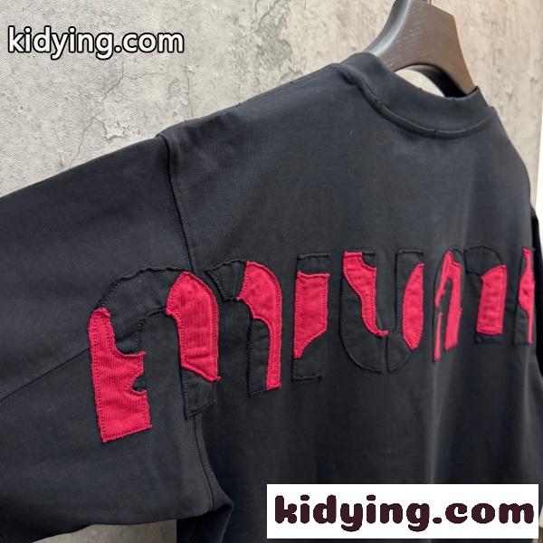 2026新作 MIUMIU コピー ミュウミュウ ネックロゴ 半袖Tシャツ メンズ クルーネック ブラック ミニマル オーバーサイズ モード カジュアル-7