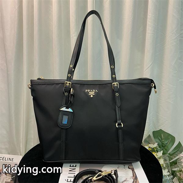 シンプル 機能的な トートバッグ PRADA プラダ コピー ブラック おすすめ-8