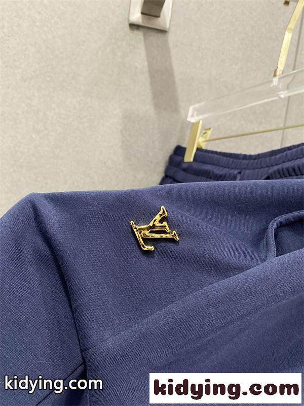 2026ss春夏 ☆☆ルイヴィトンセットアップコピー LOUIS VUITTONコットン100% 半袖Tシャツ&ショーツ カジュアル-5