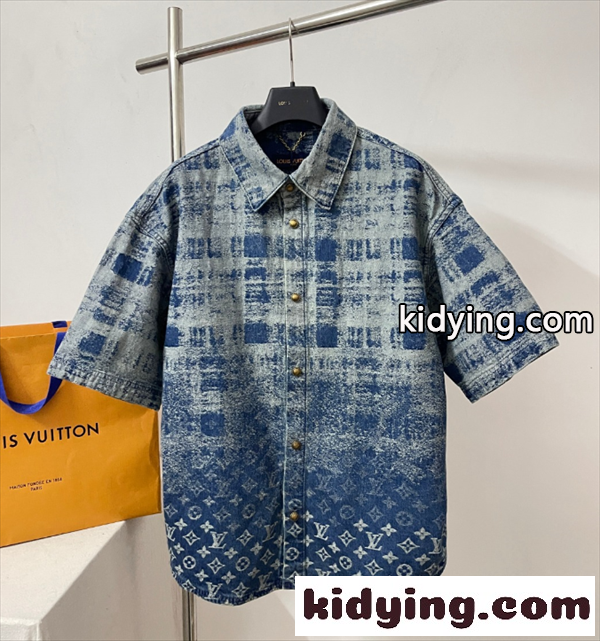 2026大人気ルイビトンコピーLOUIS VUITTON☆☆1AJC88デニム ショートスリーブシャツ-0