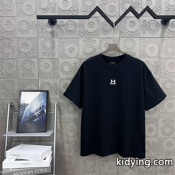 Tシャツ/半袖 唯一無二の存 たくさん歩く日にも大活躍 BALENCIAGA バレンシアガ Tシャツコピー_ブランド コピー 激安(日本最大級)-0