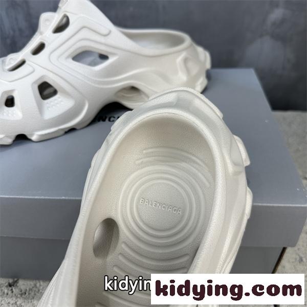 バレンシアガサンダルコピー2026トレンドBALENCIAGA Mold Closed Rubber SandalsYellow-5