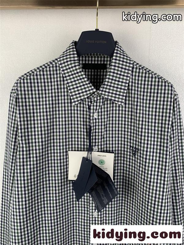新作注視 レッド ブラック クラシック PRADA プラダ スーパーコピー カジュアル 上質 長袖シャツ-2