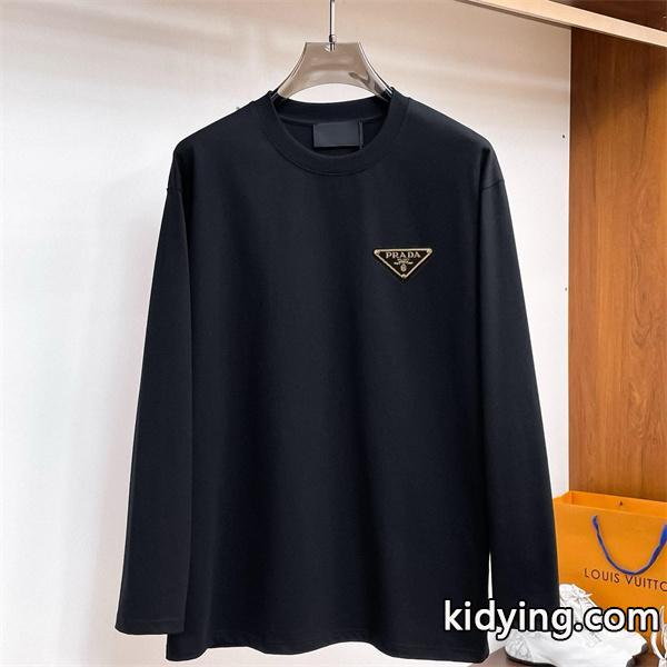 プラダ スーパーコピー 長袖Tシャツ ホワイト 大きめロゴ 高級感漂う トップス PRADA-0