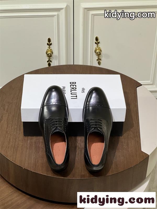 高級 本革 レースアップ ドレスシューズ Berluti ブラック 内羽根 ビジネス ベルルッティ コピー-4