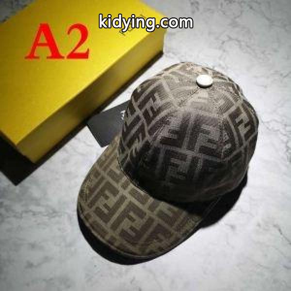 高級感の漂う逸品 フェンディ3色可選究極の美しさ FENDI 帽子/キャップ 流行フォルム 美しいデザイン_フェンディ FENDI_ブランド コピー 激安(日本最大級)-1