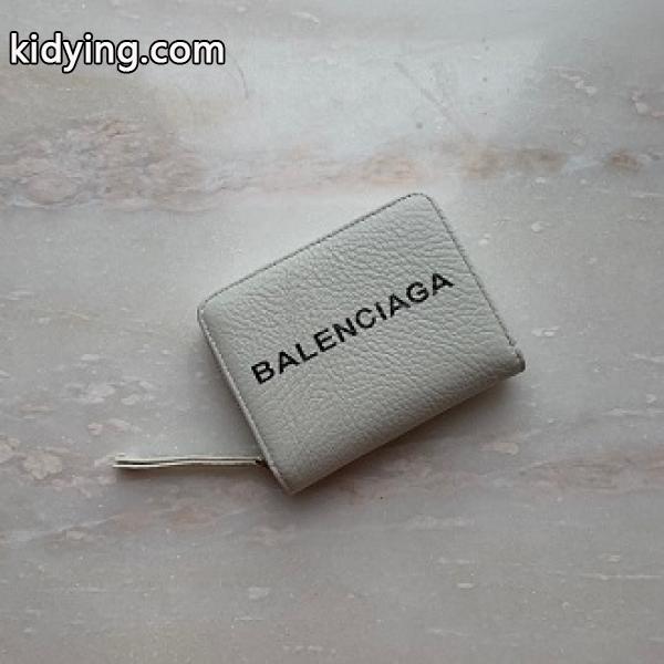 超人気の高品質 BALENCIAGA バレンシアガ 財布 コピー 柔らかくしっくり プレゼントに最適 二つ折り財布-0