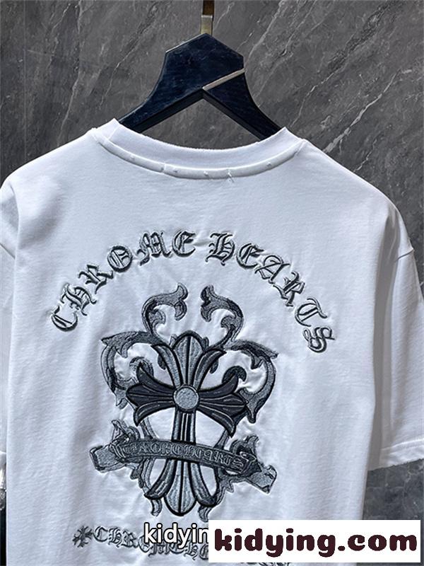 ブラック 半袖Tシャツ Chrome Hearts クロムハーツ コピー フローラルクロス背面ロゴ ゴシック英字 クルーネック ゆったりシルエット-8