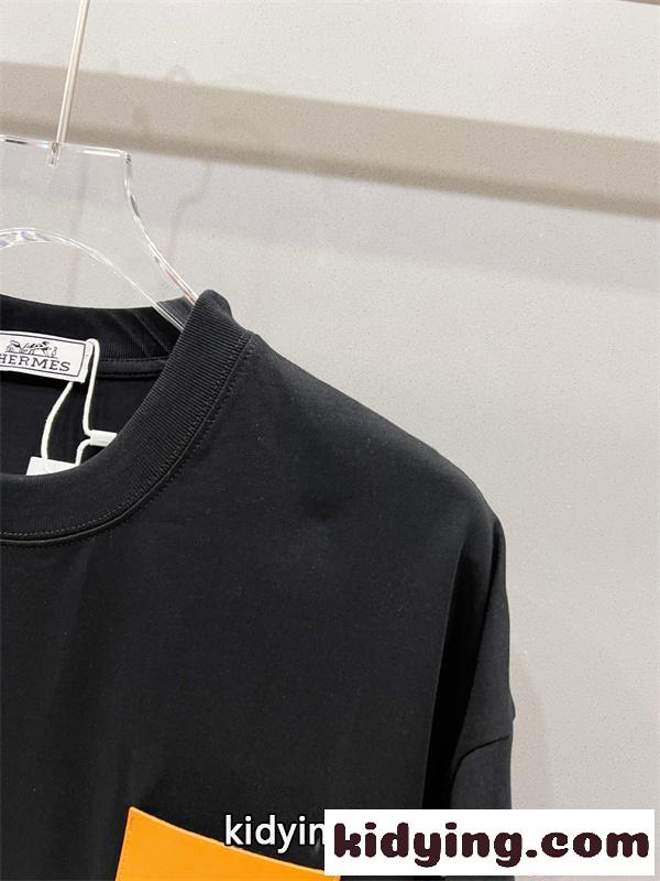 HERMES エルメス コピー 今季話題 半袖Tシャツ ミニマルデザイン 通気素材 デイリーTシャツ-6