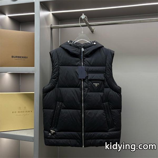 2026新着 PRADA プラダ コピー ダウンベスト ブラック 注目 実用性抜群-0