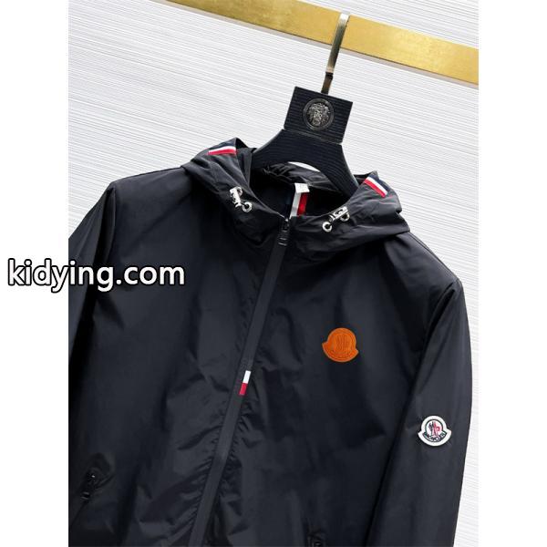 MONCLER モンクレール コピー おすすめ ホワイト ブラック 上質素材 ジャケット 軽量設計-3