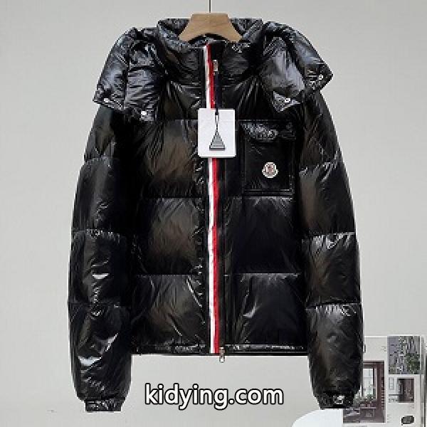 唯一無二の存在感を放つ MONCLER モンクレール コピー品 ダウンジャケット-0