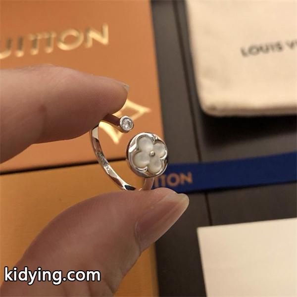 フラワーモチーフ シルバー ルイヴィトン LOUIS VUITTON コピー指輪 レディース エレガント-3