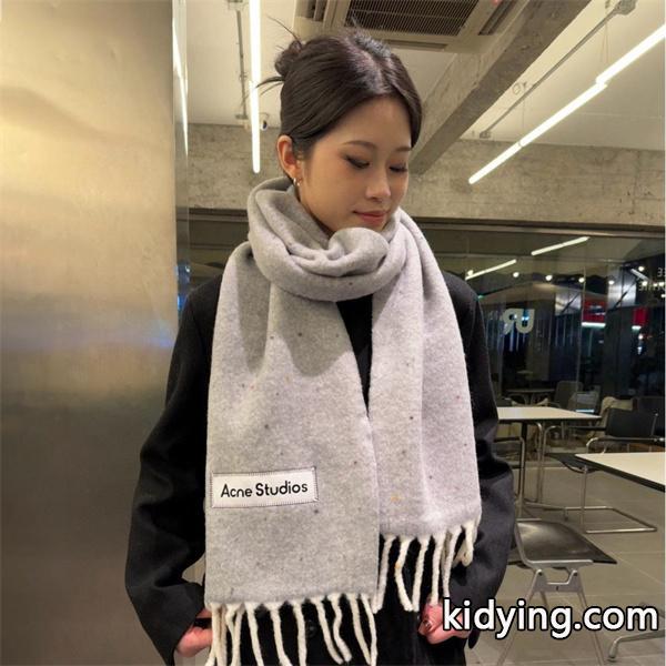 ACNE STUDIOS アクネ ストゥディオズ コピー 秋冬 保温 ライトグレー ロゴ マフラー 高級感-1