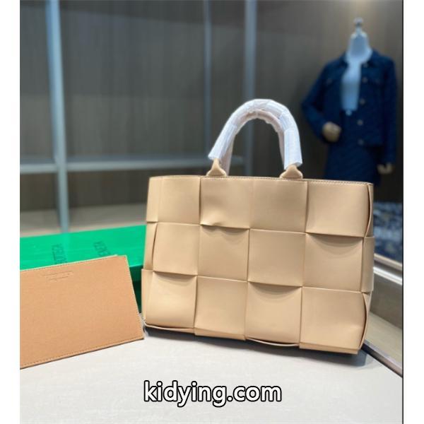 超人気美品◆  BOTTEGA VENETA 新作登場活躍 _ボッテガ ヴェネタトートバッグレディース_スーパーコピーブランド激安通販 専門店-0
