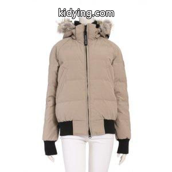 カナダグース CANADA GOOSE ダウンジャケット サボナボンバー ベージュ S/P アウター ワンポイント 7900L Savona Bomber レディース【中古】【ベクトル 古着】 :114-201808071919:ブランド古着販売のベクトル - 通販ショッピング-0