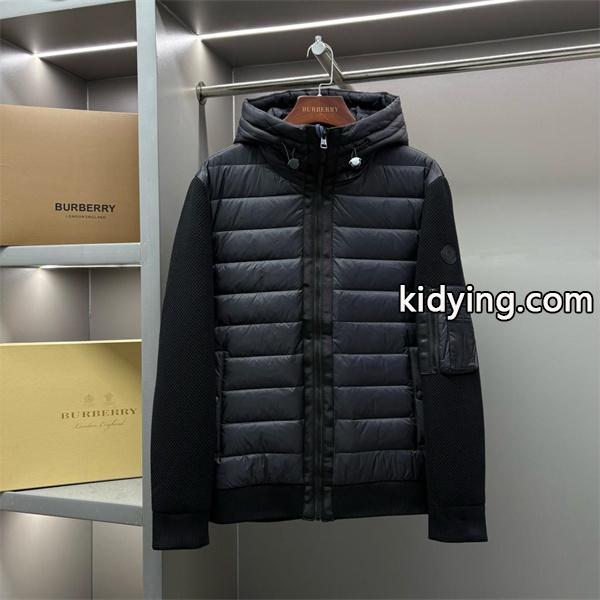 オールブラック 立体スリーブ 切替モード系 冬の注目新作 MONCLER モンクレール スーパーコピー ダウンパーカー-0