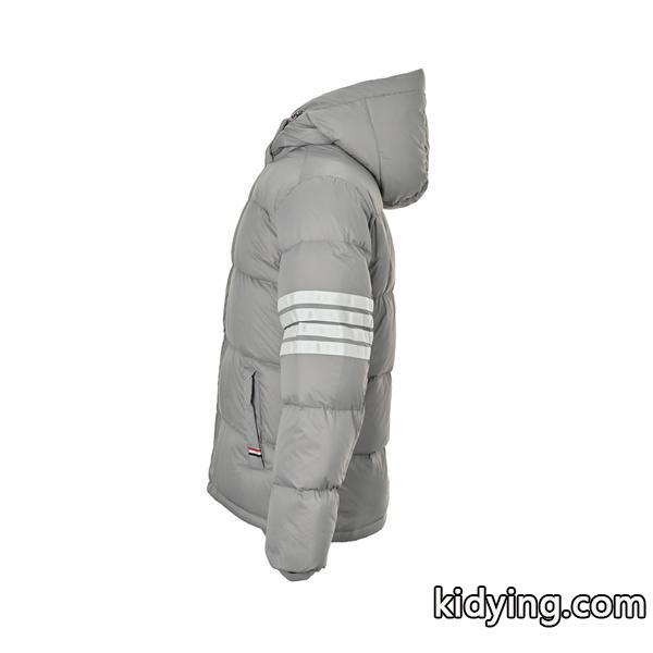 2025秋冬の必需品&トムブラウンダウンジャケットコピー❤THOM BROWNE ふんわりまとって暖かお洒落 激安(日本最大級)-2