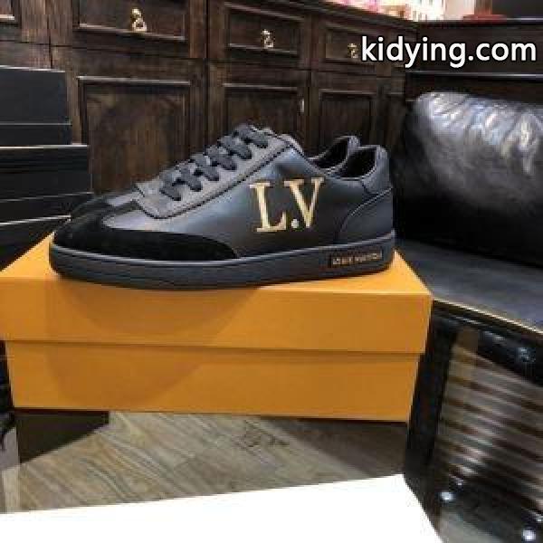 おしゃれの「主役」になる スニーカー 2色可選 コーデに季節感をプラス ルイ ヴィトン LOUIS VUITTON_ルイ ヴィトン LOUIS VUITTON_ブランド コピー 激安(日本最大級)-0