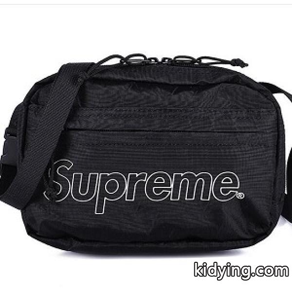 シュプリーム SUPREME シンプルなカジュアルコーデ ショルダーバッグコピー-0