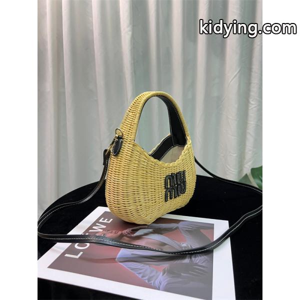 ジップアップ フードパーカー 裏起毛 ストリート FENDI フェンディ コピー-1