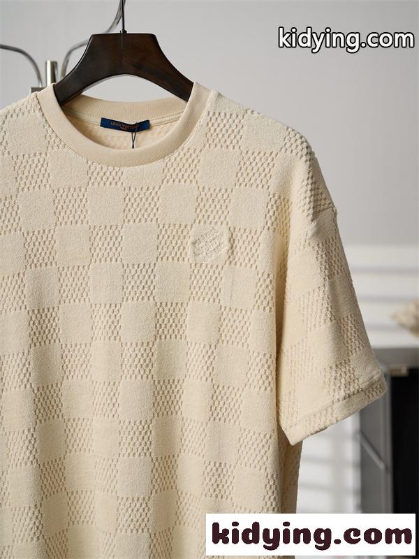 ルイ・ヴィトン コピー 立体チェック 半袖Tシャツ ジャカード織り ワイドフィット アイボリー シンプル設計 軽やか素材 高級感 Louis Vuitton-4