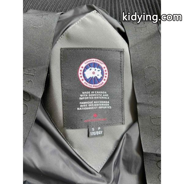 2025秋冬 グレー ショートダウンジャケット スーパーコピー 今季注目 カナダグース Canada Goose-3