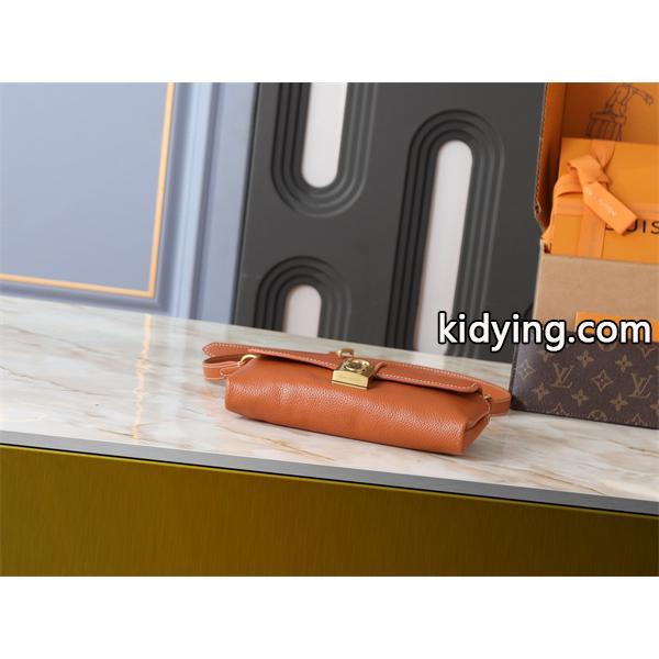LOUIS VUITTON ルイヴィトン コピー 上質仕上げ モード系 エレガント ショルダーバッグ-4