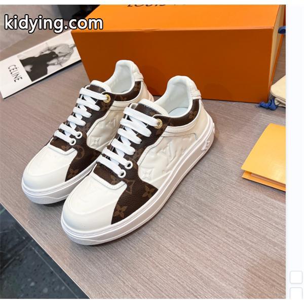 冬のお洒落を楽しむ ルイ ヴィトンスニーカーコピー LOUIS VUITTON 秋冬におしゃれな着こなし コピー 激安(日本最大級)-0