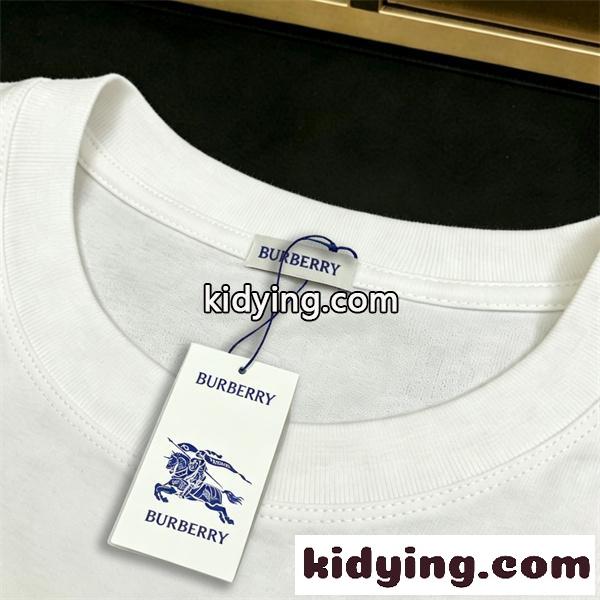 BURBERRY バーバリー コピー 半袖Tシャツ TBモノグラム アニマル柄ロゴ フロント映え 主役級デザイン 旬顔セレクト 2026新作-3