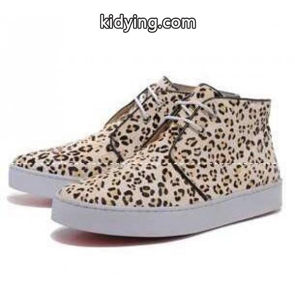 大人っぽい雰囲気にCHRISTIAN LOUBOUTIN 高級感　ルブタン 偽物 スニーカー_クリスチャンルブタン CHRISTIAN LOUBOUTIN_ブランド コピー 激安(日本最大級)-0