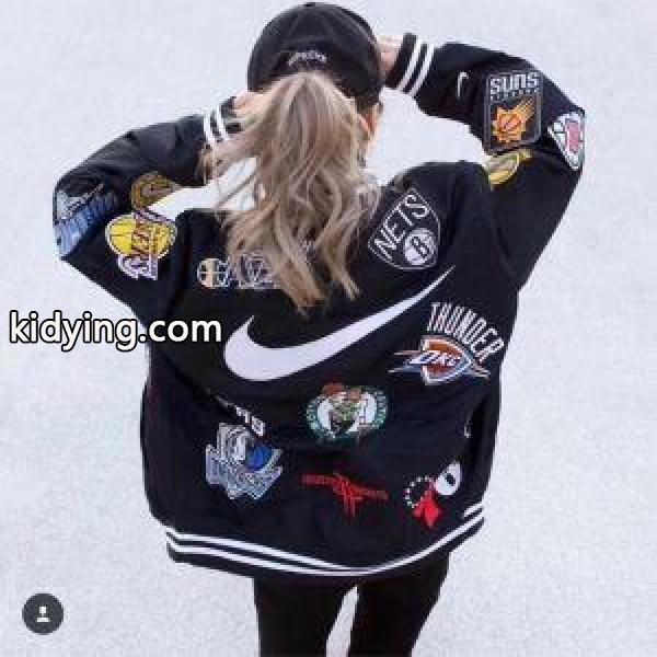 大人気SUPREMEコピーシュプリーム×NIKE 18SS NBA Teams Warm-Up Jacketジャケットブラック、ブルー、ホワイト-1