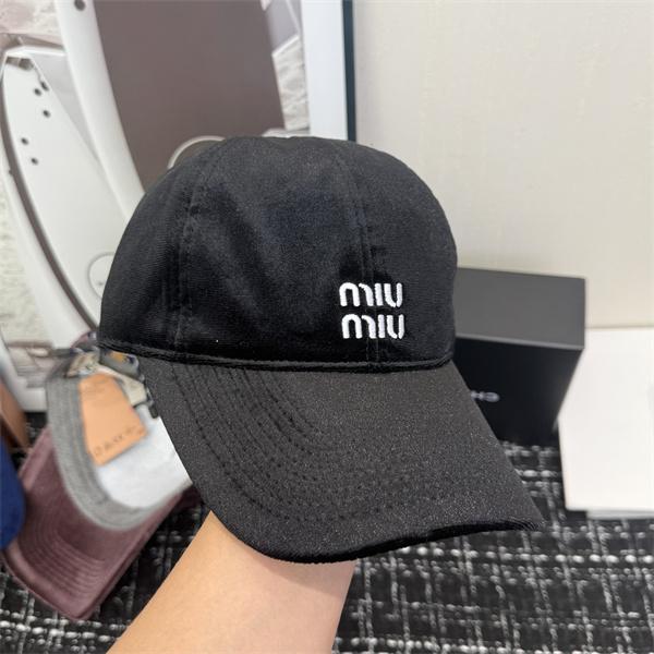 2025秋冬 季節感たっぷり 上品ベロア ロゴ MIUMIU ミュウミュウ コピー キャップ-6