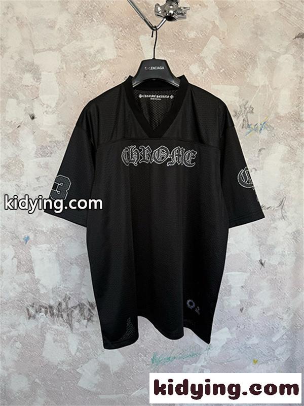 ブラック メッシュゲームシャツ Chrome Hearts クロムハーツ コピー ゴシックロゴ Vネック 半袖 ナンバープリント ゆったりシルエット-1