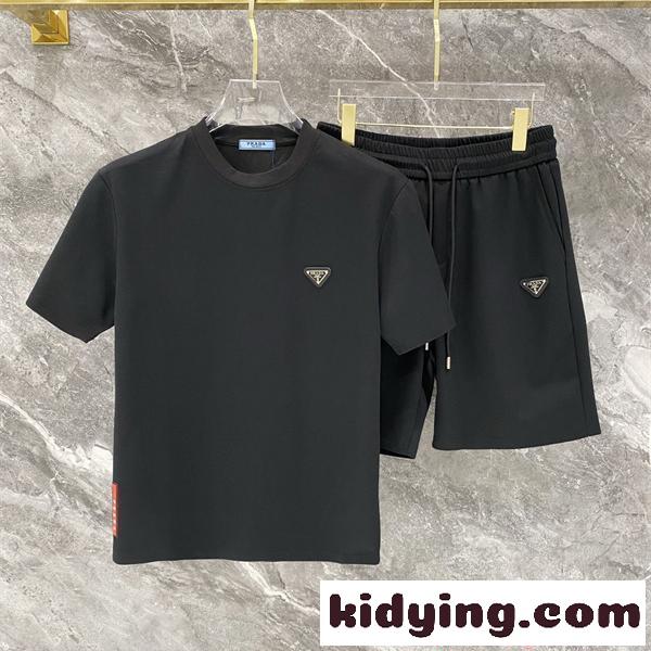 プラダ コピー セットアップ 半袖 PRADA ショートパンツ シンプル 快適素材 外出兼用-0