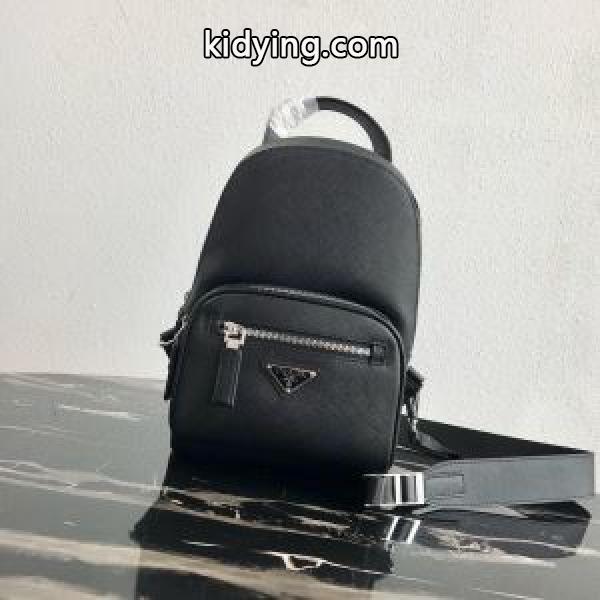 夏の大人カジュアルスタイル レディースバッグ プラダ2019年最新ファッション PRADA リラックス感のあるゆったり_プラダ レディースバッグ_バッグ レディース_スーパーコピーブランド激安通販 専門店-0