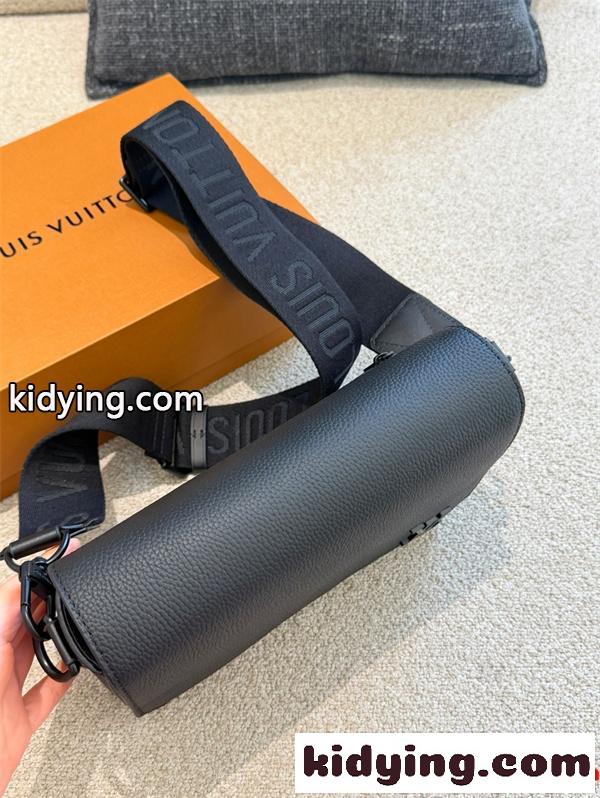春夏のお出かけを軽快に ルイ ヴィトン LOUIS VUITTON ショルダーバッグ コピー 激安(日本最大級)LV Fastline&&M11483-2