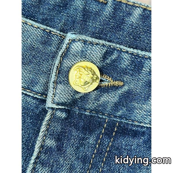 VERSACE 上品な輝きを放つ形春夏 ヴェルサーチジンーズスーパーコピー メンズ ストリート感あふれる-6