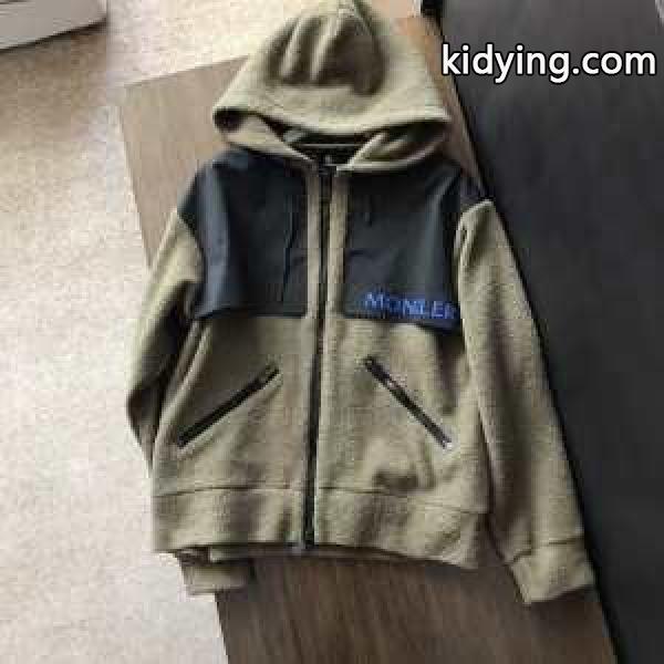 冬ファッションの定番モンクレール MONCLER フード付きコート 2019秋冬におすすめ着こなし_モンクレール MONCLER_ブランド コピー 激安(日本最大級)-0