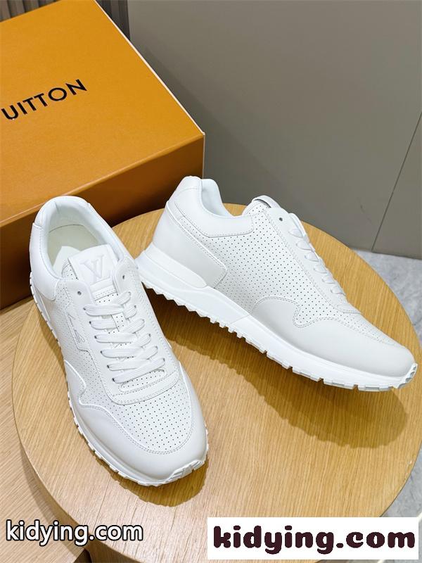 今季気になる! 2026新品セール ルイ ヴィトン LOUIS VUITTON ランニングシューズコピー 激安(日本最大級)-5